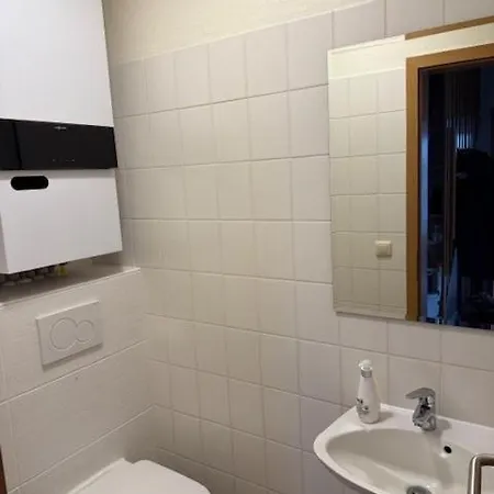 Haakestrasse 1a *